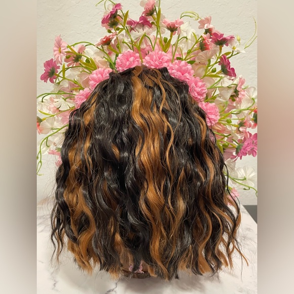 Handmade Afrocentric Spring 3D Centerpiece “Springtime” - Picture 2 of 3